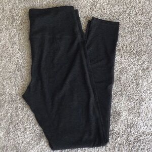 MONO B LEGGINGS - MEDIUM NWOT